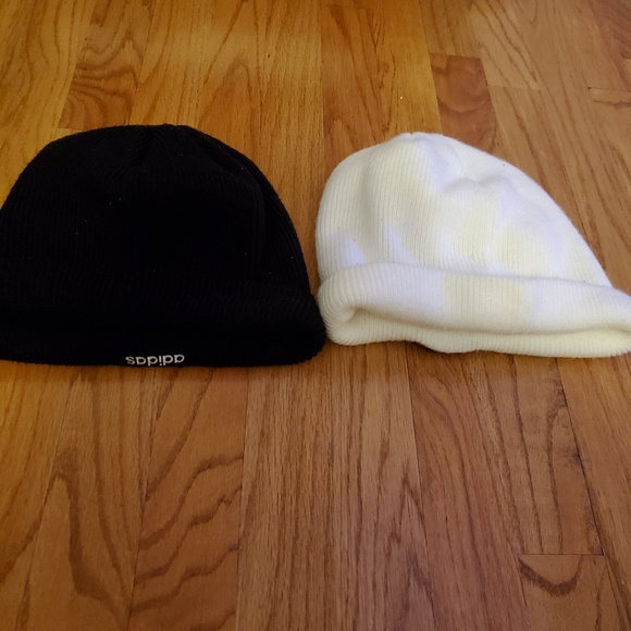 Adidas Beanies - Picture 9 of 12